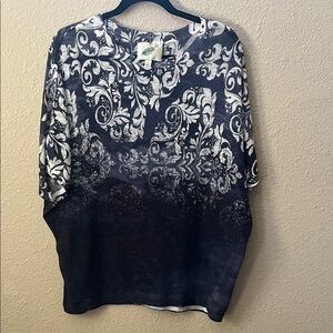 Elegant Navy and White Women's Top